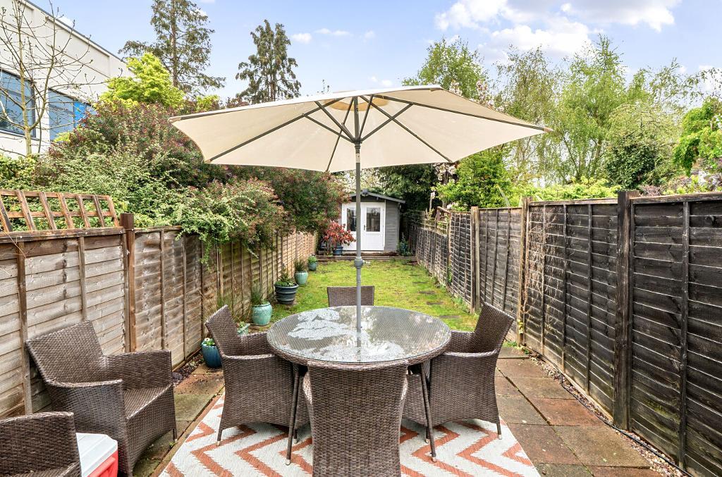2 Bedroom Terraced for Sale in South Croydon, CR2 6HS