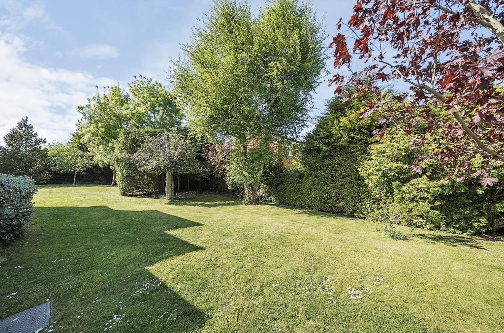 2 Bedroom Retirement Property for Sale in Warlingham, CR6 9DX