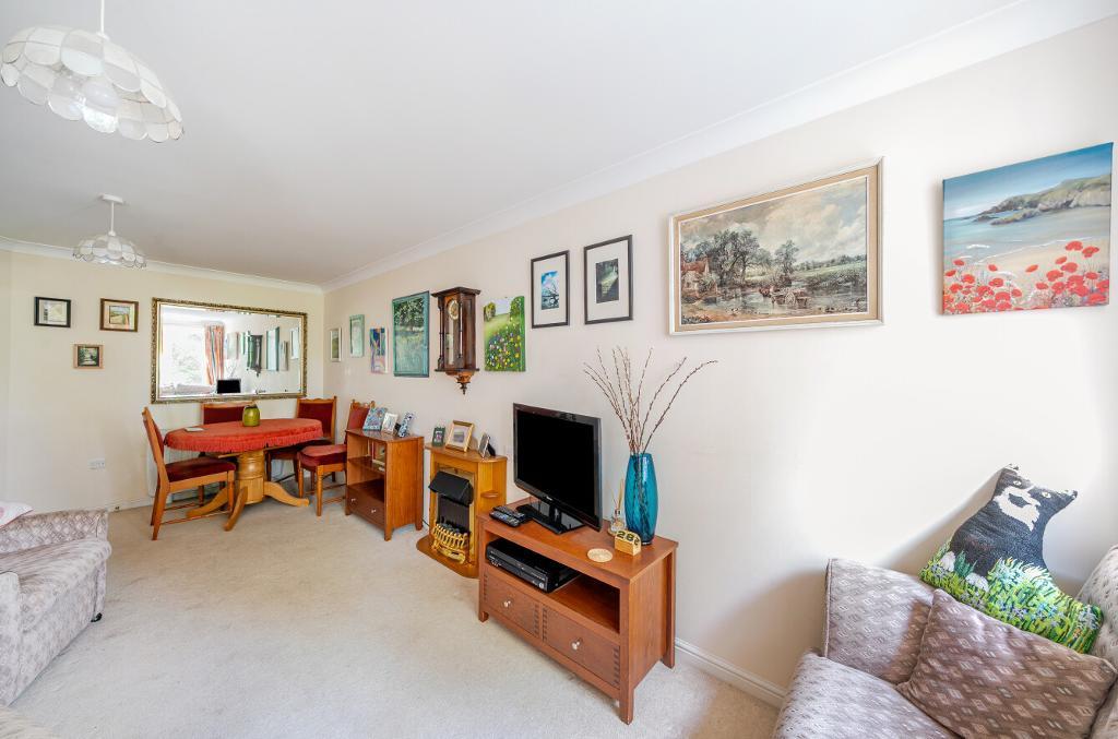 2 Bedroom Retirement Property for Sale in Warlingham, CR6 9DX