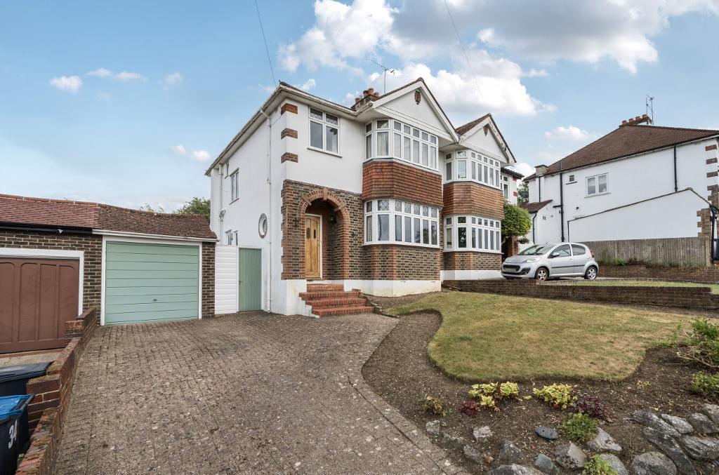3 Bedroom Semi-Detached for Sale in Sanderstead, CR2 0HU