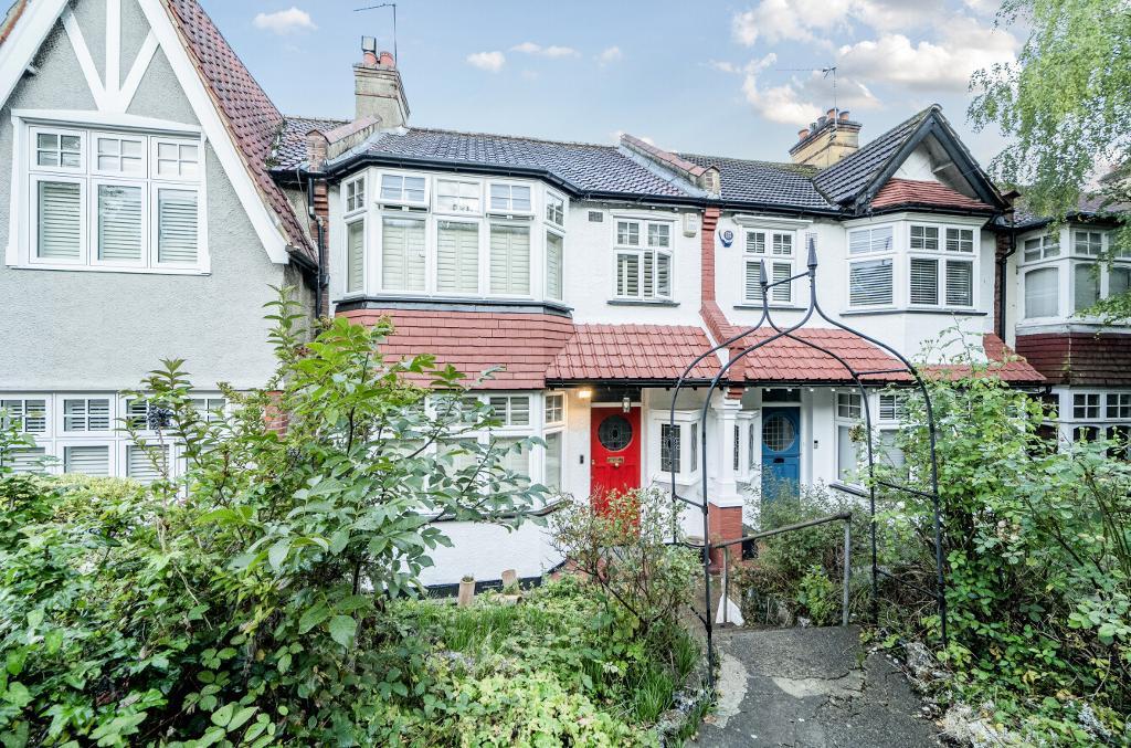 3 Bedroom Terraced for Sale in South Croydon, CR2 6JE