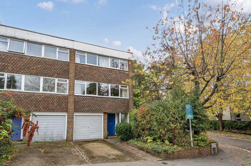 4 Bedroom End Terraced for Sale in Croydon, CR0 5LD