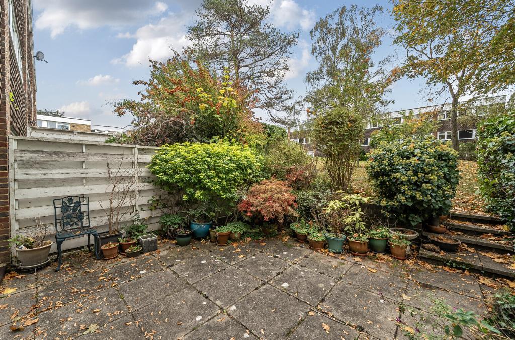 4 Bedroom End Terraced for Sale in Croydon, CR0 5LD