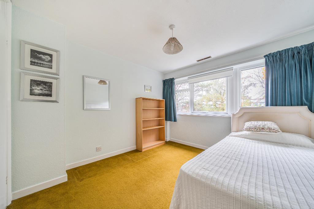 4 Bedroom End Terraced for Sale in Croydon, CR0 5LD