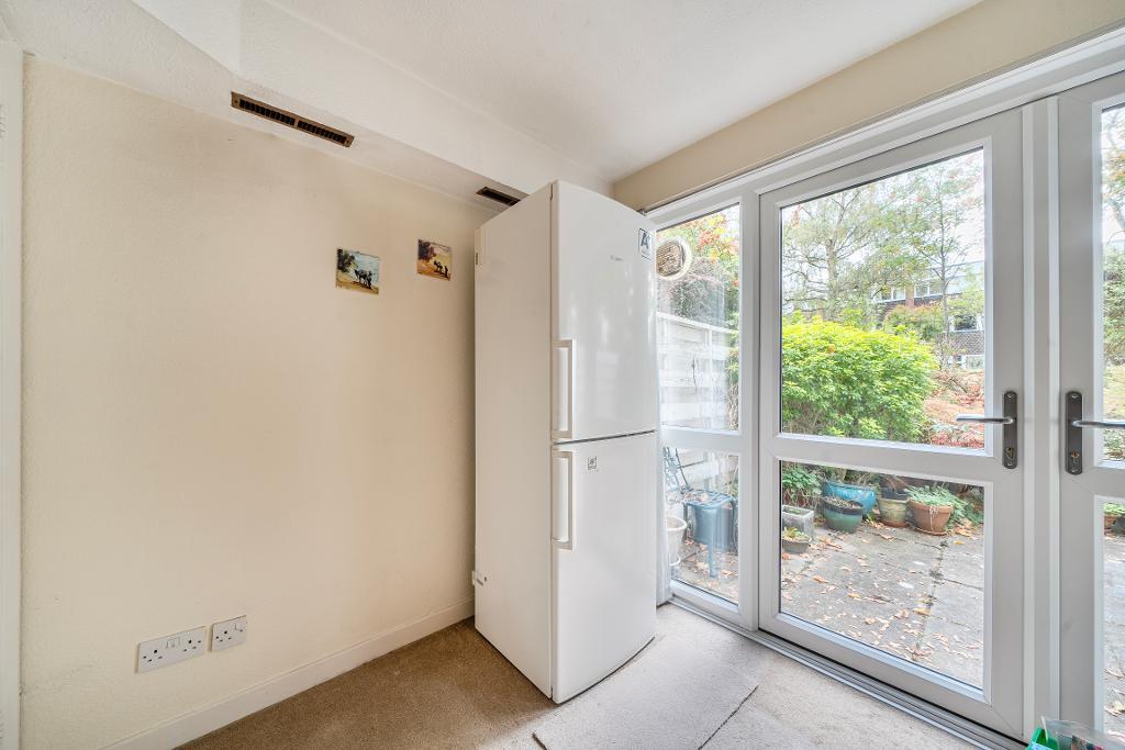 4 Bedroom End Terraced for Sale in Croydon, CR0 5LD
