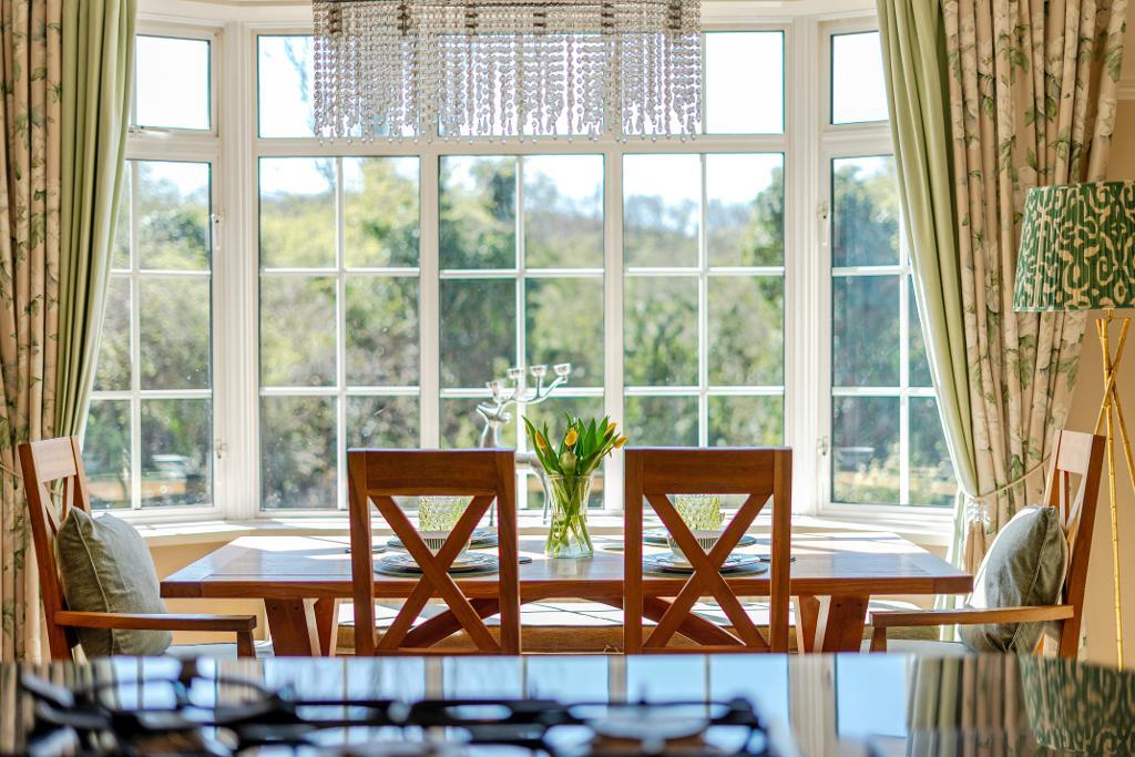 4 Bedroom Detached for Sale in Croydon, CR0 9AD