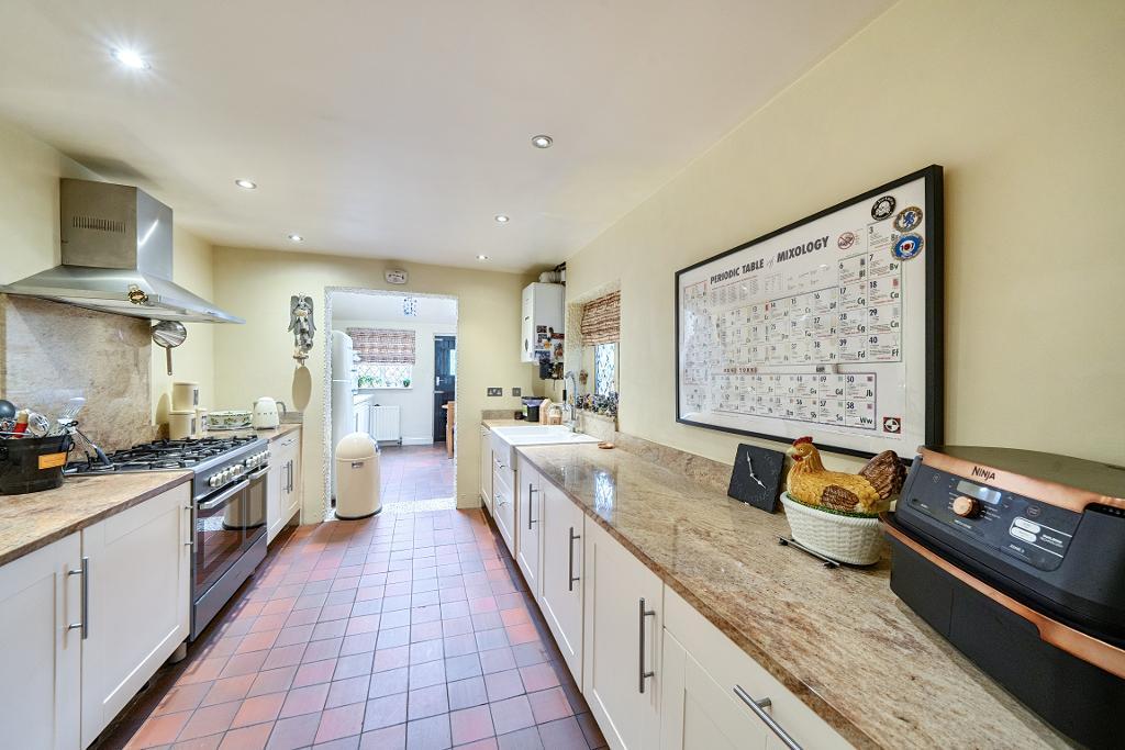 2 Bedroom Terraced for Sale in Purley, CR8 2PB