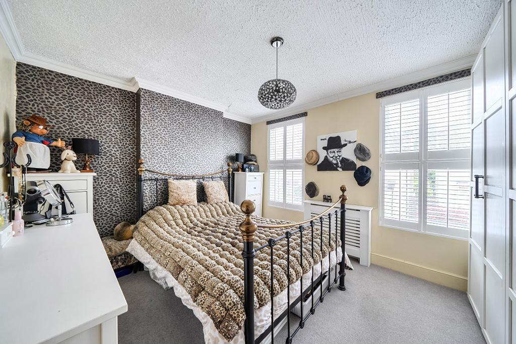 2 Bedroom Terraced for Sale in Purley, CR8 2PB