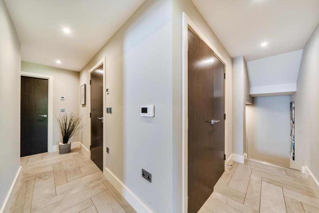 3 Bedroom Apartment for Sale in Croydon, CR2 0SA
