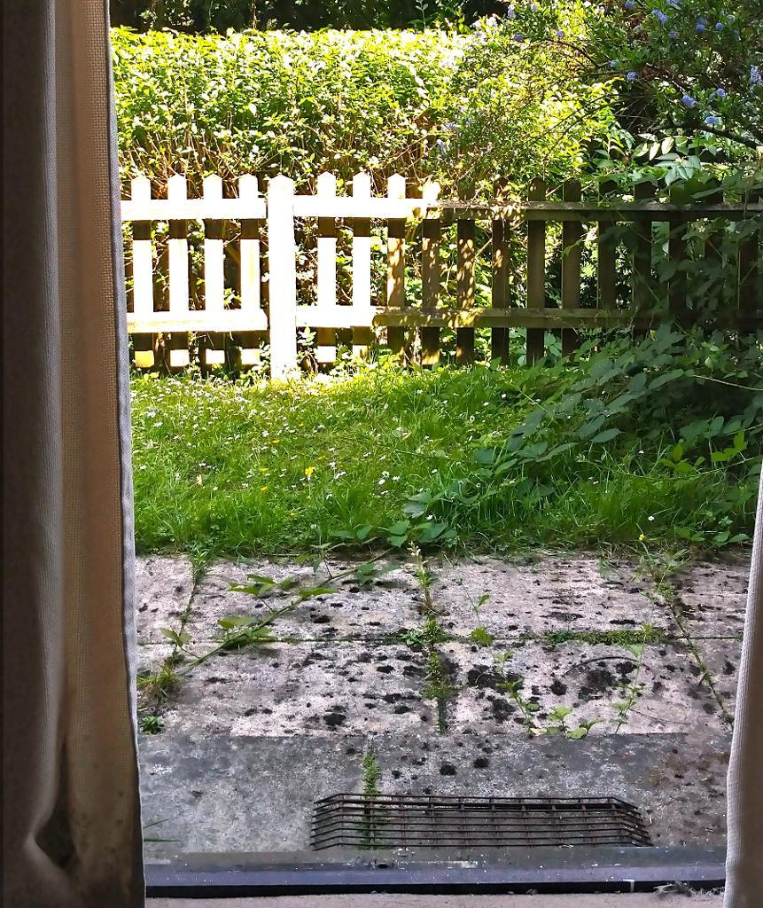 2 Bedroom Flat for Sale in South Croydon, CR2 8RE