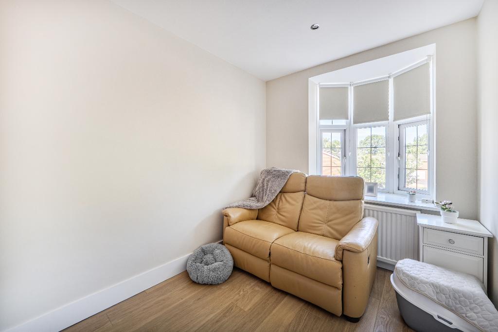2 Bedroom Apartment for Sale in South Croydon, CR2 9LA