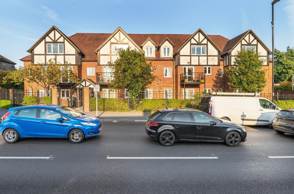 Limpsfield Road, Yew Tree Court, Sanderstead, Surrey, CR2  9LB