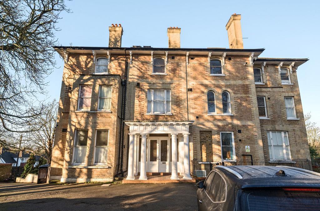 1  Bed Flat Property to Rent in South Croydon, CR2 6NR