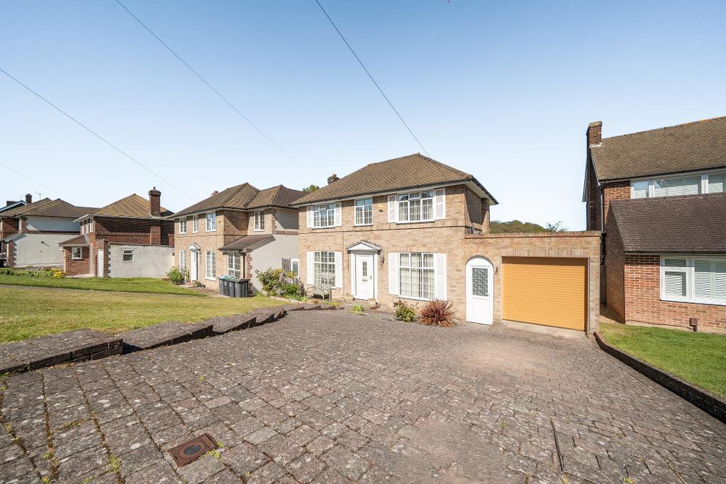 Ellenbridge Way, Sanderstead, Surrey, CR2 0EU